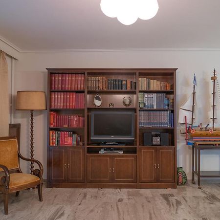 Aiolos Apartment Афіни Екстер'єр фото