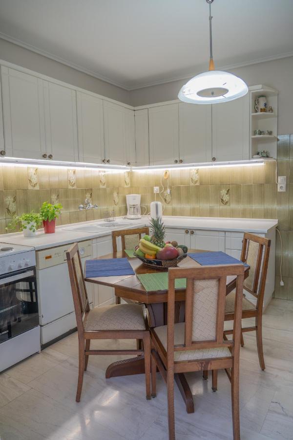 Aiolos Apartment Афіни Екстер'єр фото
